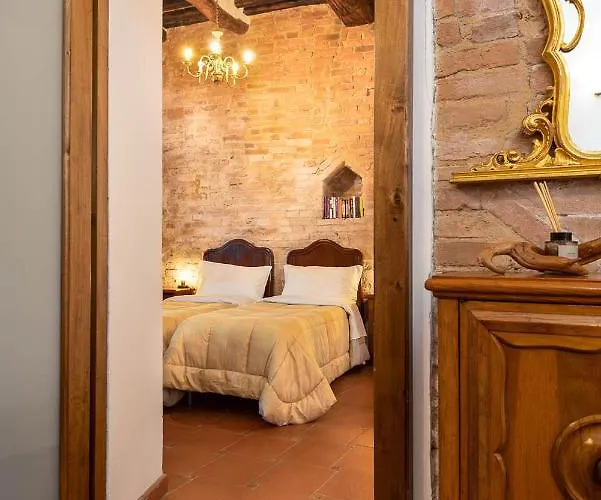 Il Chiostro * Siena